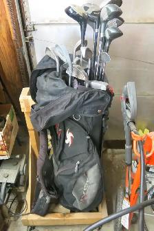 Right hand golf clubs