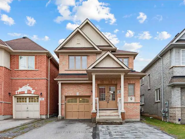6 Bedrooms House in Ajax
