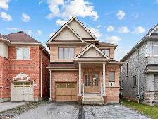 6 Bedrooms House in Ajax