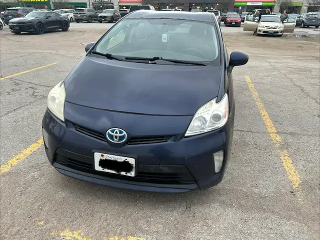 2012 Toyota Prius – Clean Title – Running Good – AS-IS
