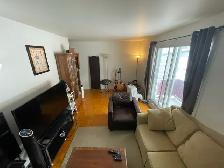 Nice, spacious 2-bedroom apartment in the heart of Brossard.