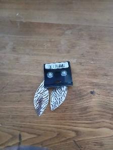 earrings - Photo 2
