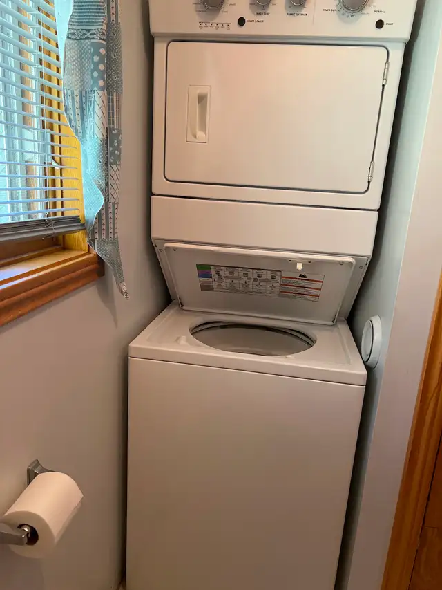 For sale whirlpool washer/dryer combo