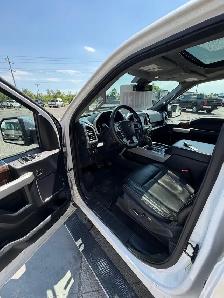 2018 Ford F150 Lariat 4WD - Photo 6