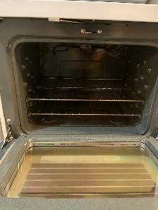 GE Electric Range - Photo 2