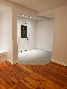 2 bed 1 bath apartment in the heart of Picton