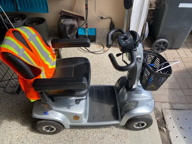 quadriporteur Invacare