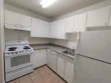 Spacious 1 Bedroom Suite Available Now at Bakerview in Burnaby! - Photo 3