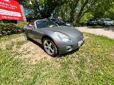 2006 Pontiac solstice, convertible, low kilometres