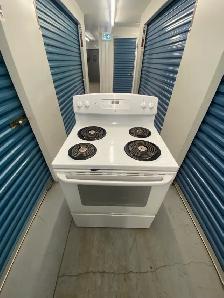 WHITE ELECTRIC STOVE 30 INCH