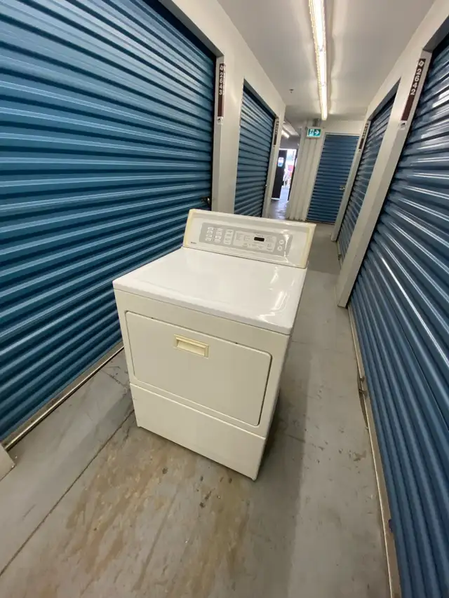 SLIGHTLY USED ELECTRIC DRYER