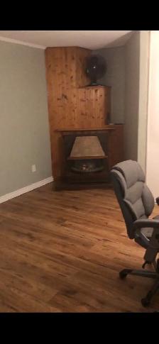 Room for Rent for Working Professionals !