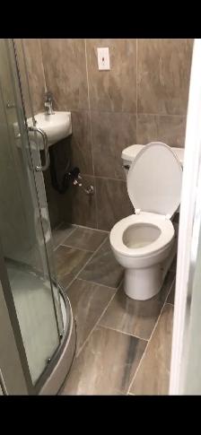 Room for Rent for Working Professionals ! - Photo 2