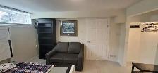LARGE CLEAN ROOM FOR RENT - Photo 5
