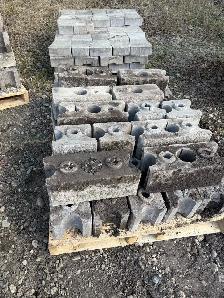 Castle Retaining Wall Stones and Caps - Photo 2