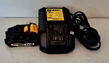 Dewalt 12V Charger DCB100 W/Battery (32016690)