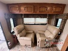2016 Forest River RV Rockwood Wind Jammer 3025W - Photo 10