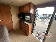 2016 Forest River RV Rockwood Wind Jammer 3025W - Photo 16