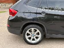 2014 BMW X1 xDrive28i AWD - Loaded & Well Maintained - Photo 11