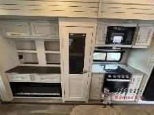 2024 Keystone RV Cougar Half-Ton 29RLISE - Photo 10