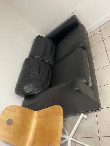 Beautiful Leather Love Seat & Free Delivery