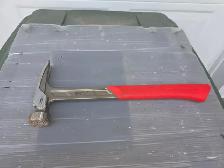 Milwaukee Tool 22 oz. Milled Face Framing Hammer # 48-22-9022 - Photo 7
