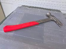 Milwaukee Tool 22 oz. Milled Face Framing Hammer # 48-22-9022 - Photo 10