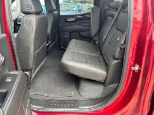 2024 GMC 1500 SLT DIESEL - ONLY 12000 km - Photo 4