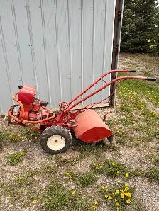 Troybilt Horse Rototiller - Photo 2