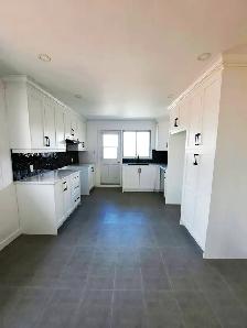 Grand 5 ½ rénové (1345 pieds carrés) (Saint-Léonard/Montréal)