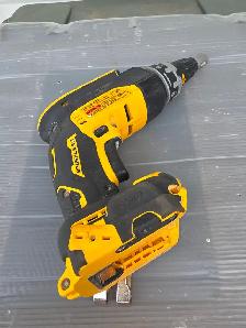DEWALT 20V MAX XR Brushless Drywall Screwgun (Tool Only) #DCF630