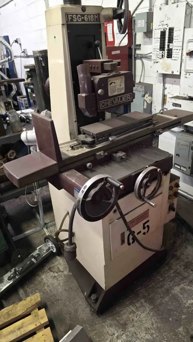 Chevalier FSG-618M Surface Grinder