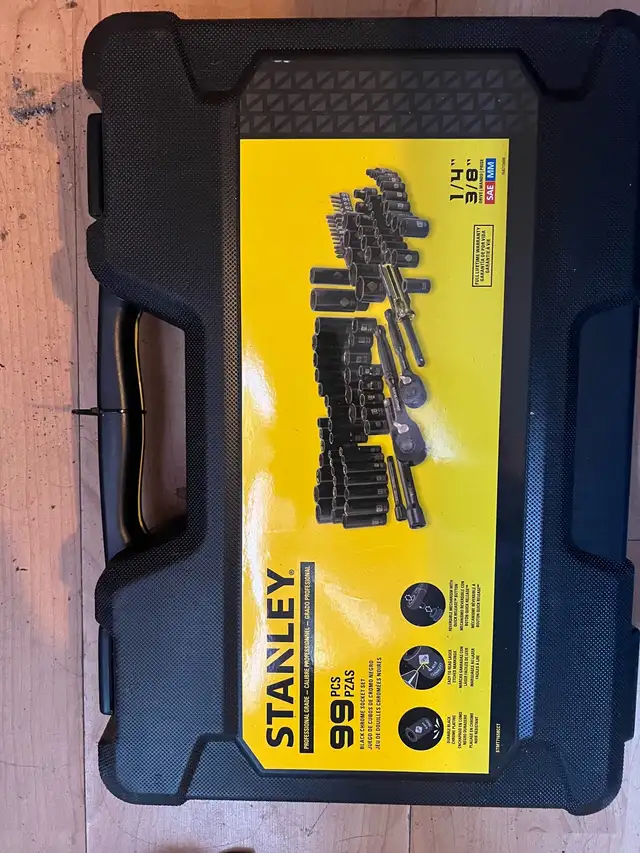 Socket set