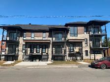 Appartement Grand 3 1/2 à louer Laval