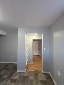 Massive 1 Bed 1 Bath Legal Basement Suite - Pet Friendly! - Photo 11