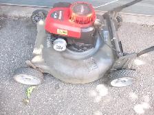 CRAFTSMAN 21' PUSH LAWN MOWER BRIGGS CLASSIC 4.5 H/P ENGINE - Photo 4