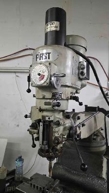 First LC-185VS Vertical Milling Machine - Photo 3