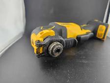 Dewalt DCS354 20V Multi Tool Tool Only - Photo 2