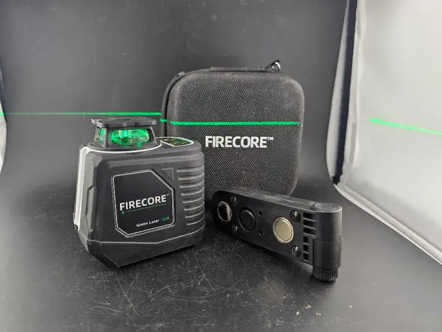Firecore G30 Green Crossline Laser Level w/case