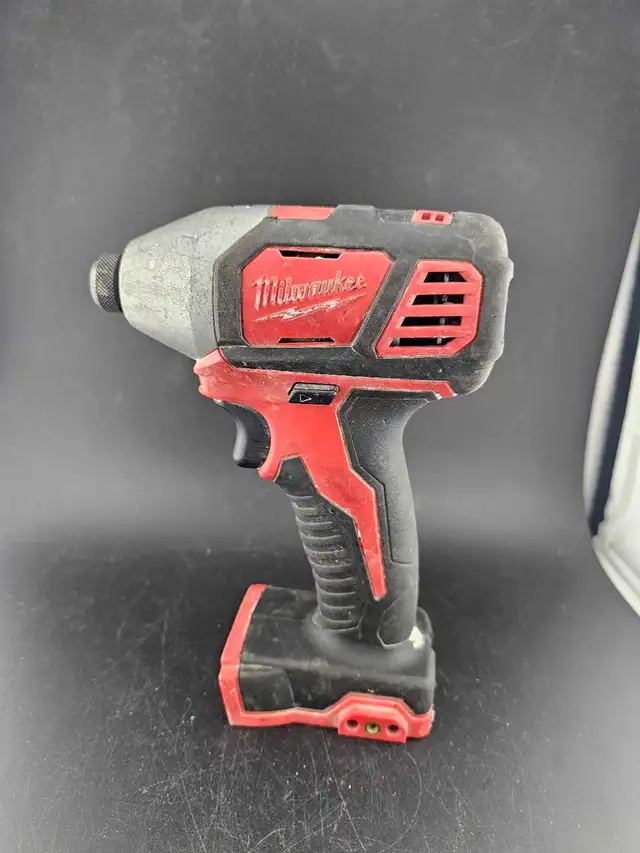 Milwaukee 2656 M18 Impact Driver Tool Only