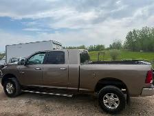2010 Dodge Megacab 4x4 Laramie - Photo 2