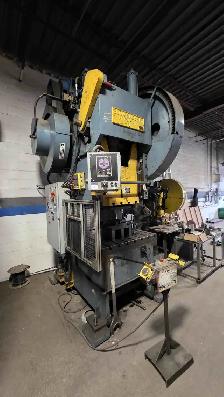 150 Ton Blow No9 OBI Punch Press - Photo 2