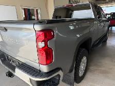 2024 Chevrolet Silverado 2500 LT-Z71 / Crew / 4x4 / Local - Photo 32