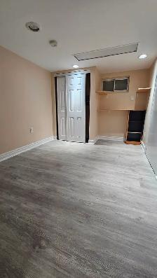 Room for Rent near Don Mills Subway & Sheppard! - Photo 5