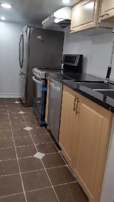 Room for Rent near Don Mills Subway & Sheppard! - Photo 9