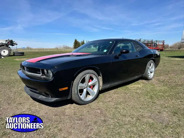 2010 Dodge Challenger SRT-8 Up For Online Auction!