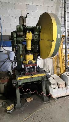40 Ton Brown Boggs 15LW OBI Punch Press