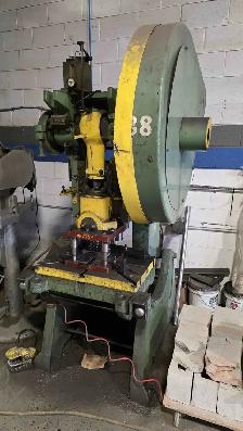 40 Ton Brown Boggs 15LW OBI Punch Press - Photo 2