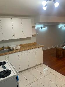 Markham - Middlefield and Steel. Basement rooms for Rent - Photo 3