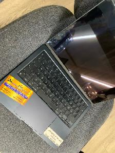 MacBook Air m2 - Photo 2